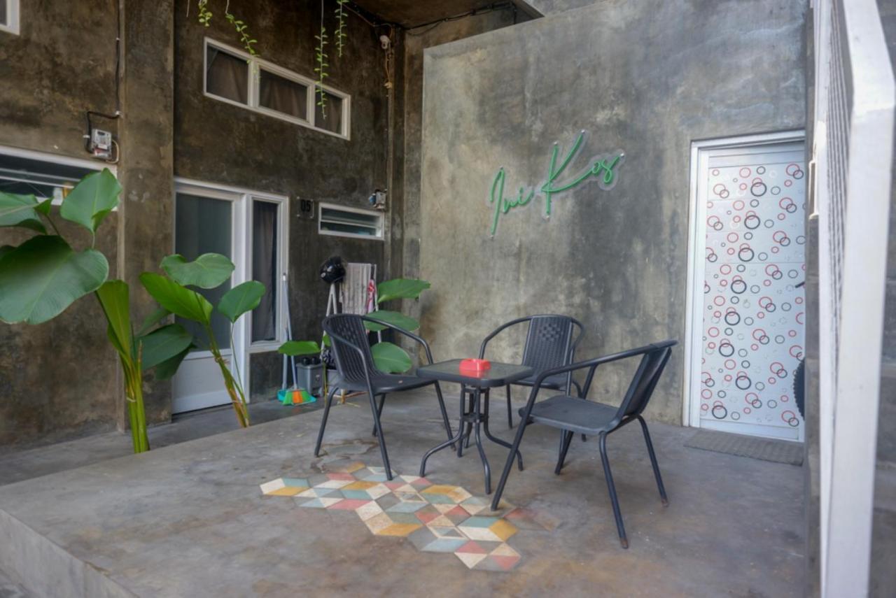 Reddoorz Near Jumbo Mall Sragen Buitenkant foto