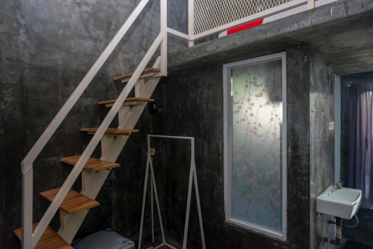 Reddoorz Near Jumbo Mall Sragen Buitenkant foto
